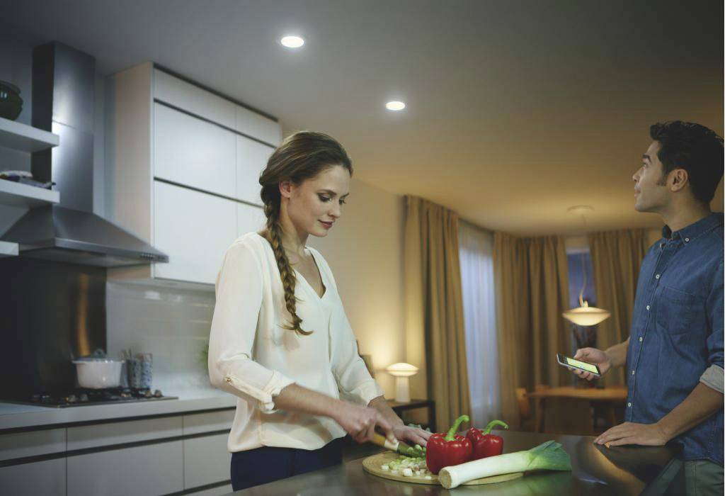 Philips Lighting Hue Einbauleuchte 3115531PH  Phoenix LED fest eingebaut 5 W Warmweiß, Kaltweiß, Tageslichtweiß