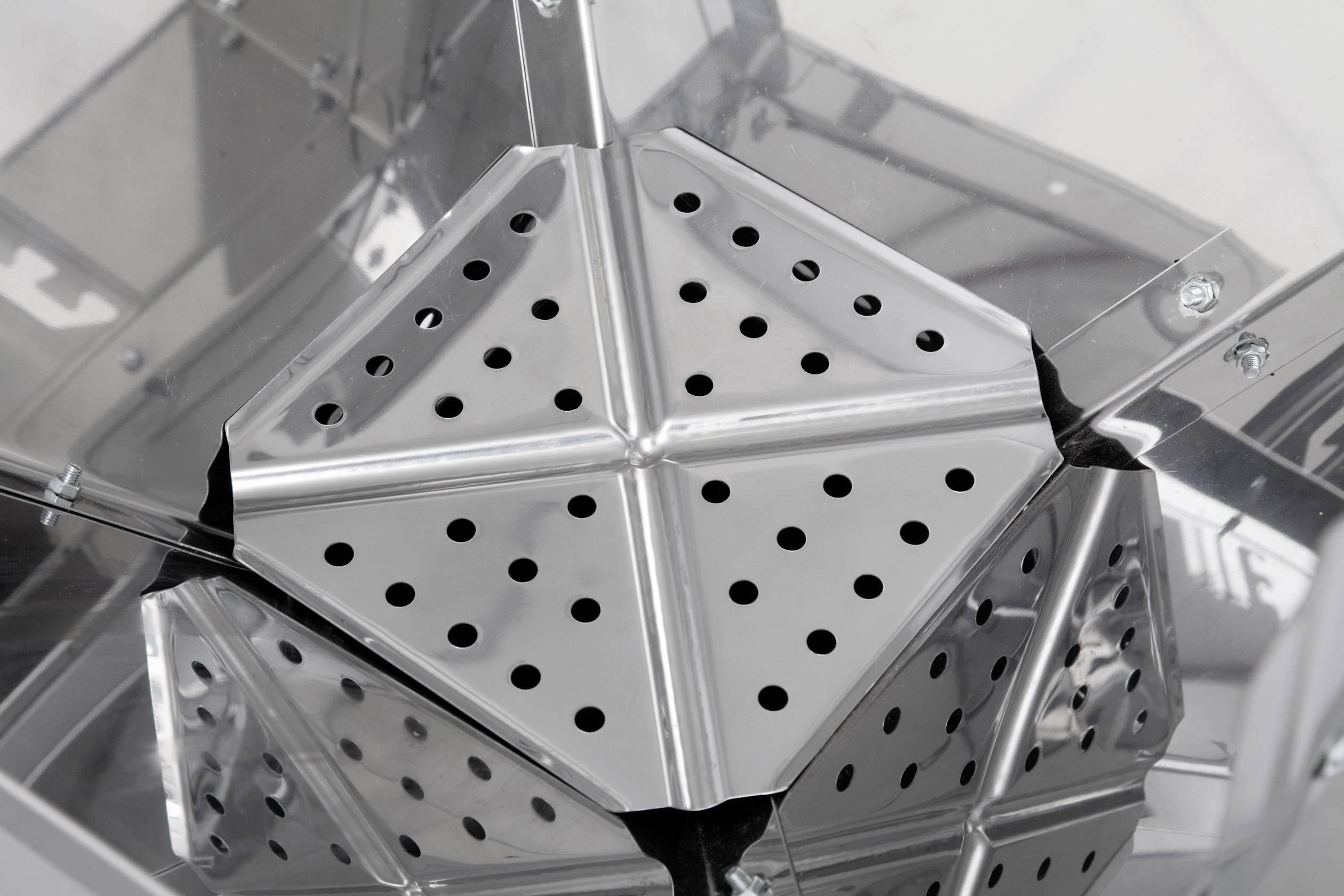 Tepro Garten Vista Holzkohle Grill mit Windschutz Edelstahl