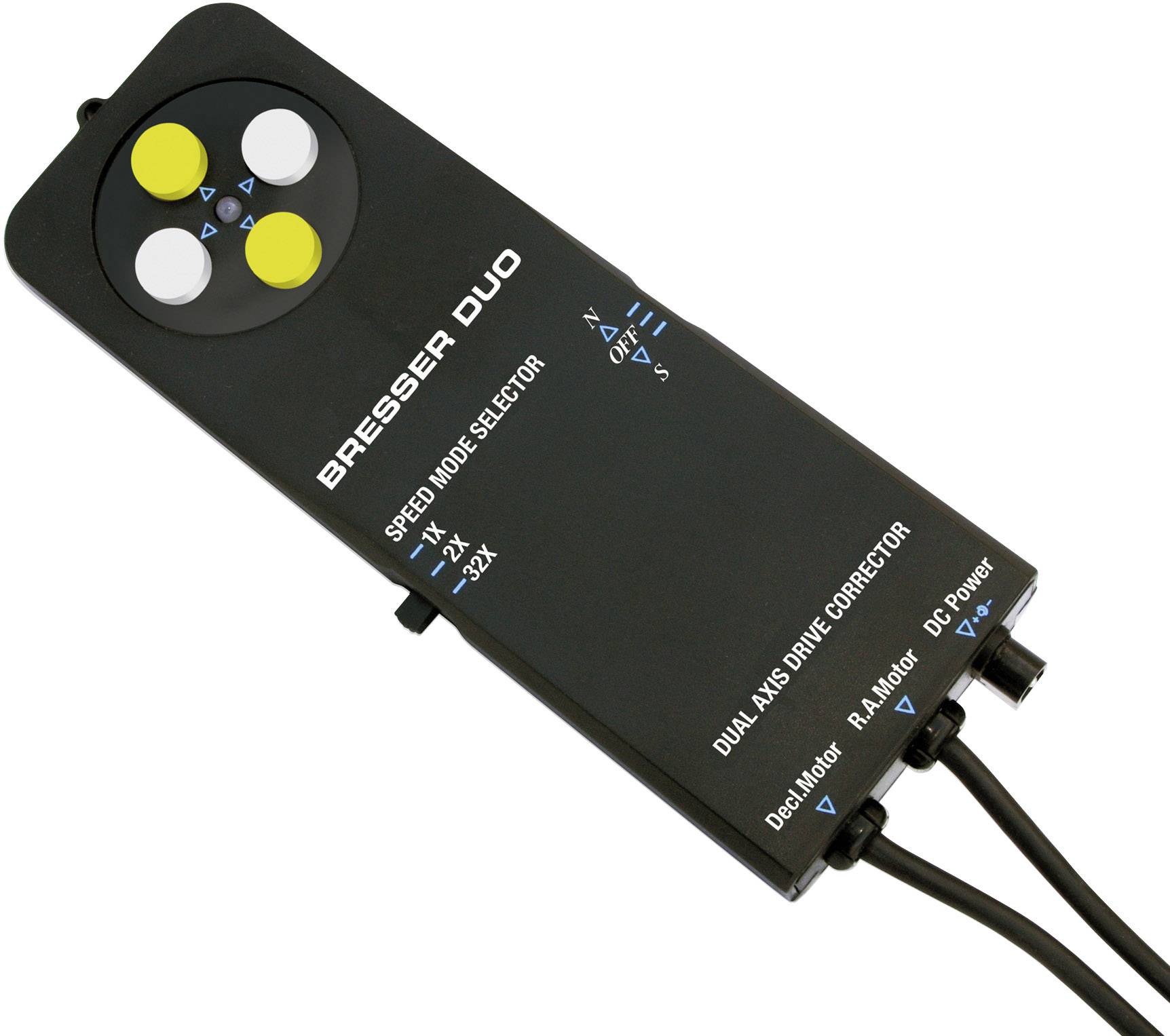 Fernbedienung mit vier gelben und weißen Tasten, beschriftet als Bresser Duo. Schalter für Geschwindigkeitsmodus und Himmelsrichtungen.