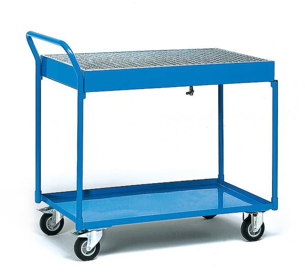Ein blauer Handwagen aus Metall mit vier Rollen, einem Griff und einer großen, offenen Ladefläche, geeignet für den Transport von Waren.