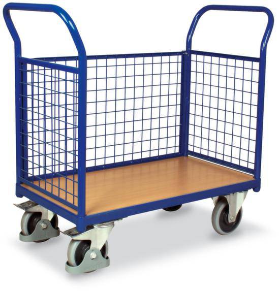 Ein blauer Transportwagen mit vier Rollen und einem metallenen Gitterrahmen. Die Ladefläche ist aus Holz.