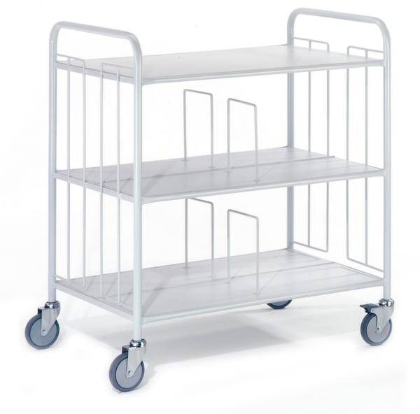 Ein dreistufiger Metallwagen mit Rädern, geeignet für den Transport von Gegenständen in Büro- oder Haushaltsumgebungen.