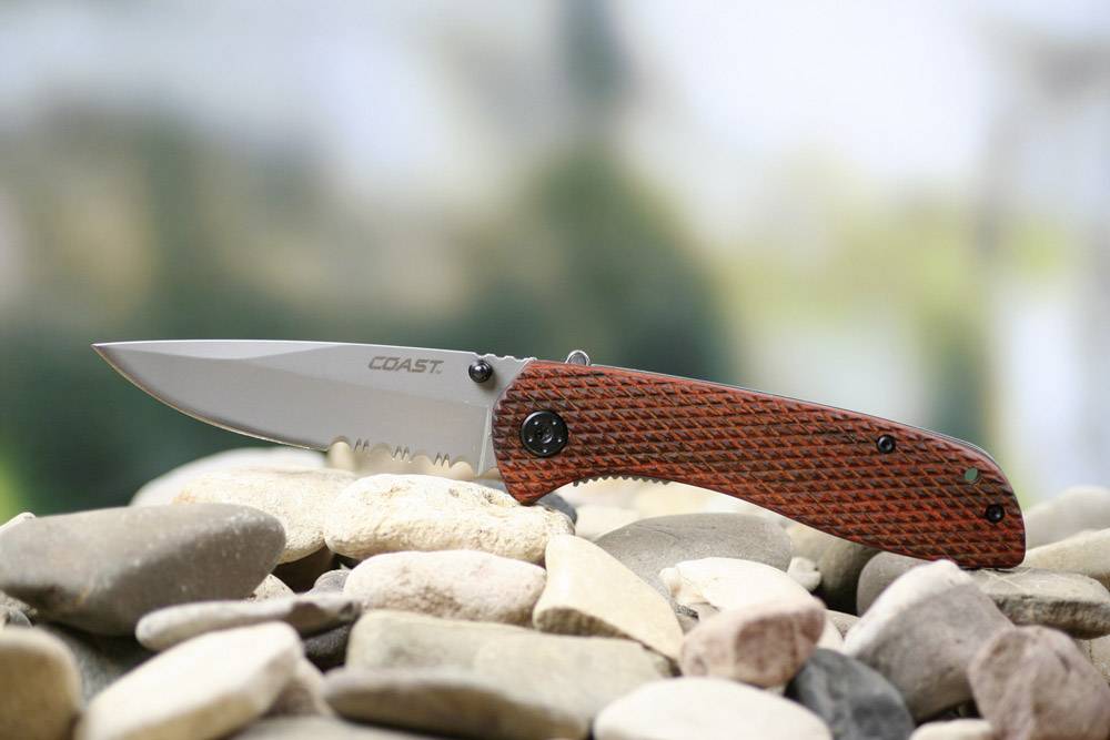 Coast DX312 19942 Outdoormesser mit Clip Holz