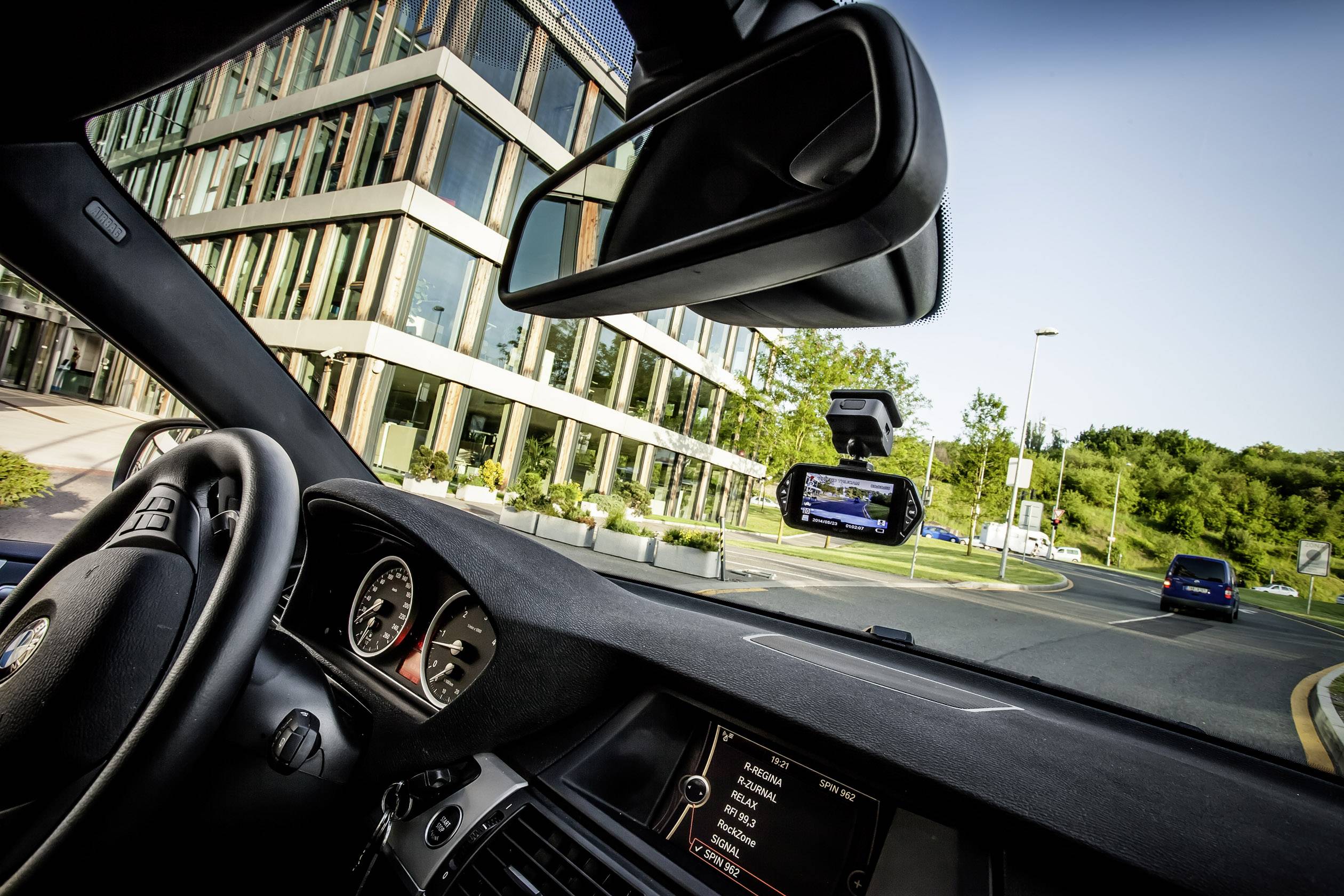 TrueCam A7s Dashcam mit GPS Blickwinkel horizontal max.=130 ° 12 V, 24 V Display, Mikrofon, Akku