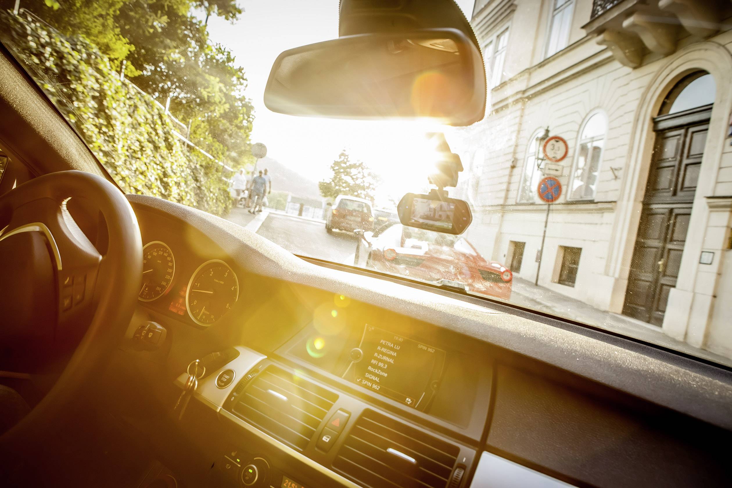 TrueCam A7s Dashcam mit GPS Blickwinkel horizontal max.=130° 12 V, 24V Display, Mikrofon, Akku