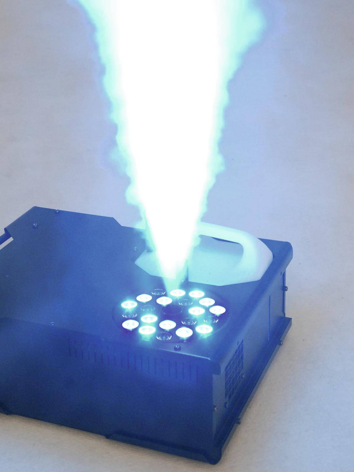 Eurolite NSF-350 LED Hybrid Spray Fogger Nebelmaschine inkl. Funkfernbedienung, mit Lichteffekt