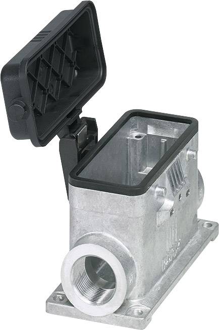 Rechteckiges, metallisches Gehäuse mit offenem Deckel und seitlicher Öffnung; möglicherweise ein Schutzgehäuse für elektrische Anschlüsse.