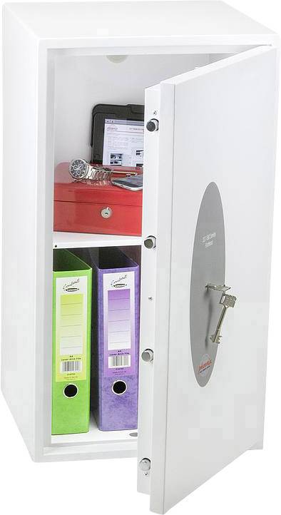 Ein offener Safe zeigt einen Laptop, eine rote Box und Ordner. Der Safe bietet sicheren Stauraum für Wertgegenstände und Dokumente.