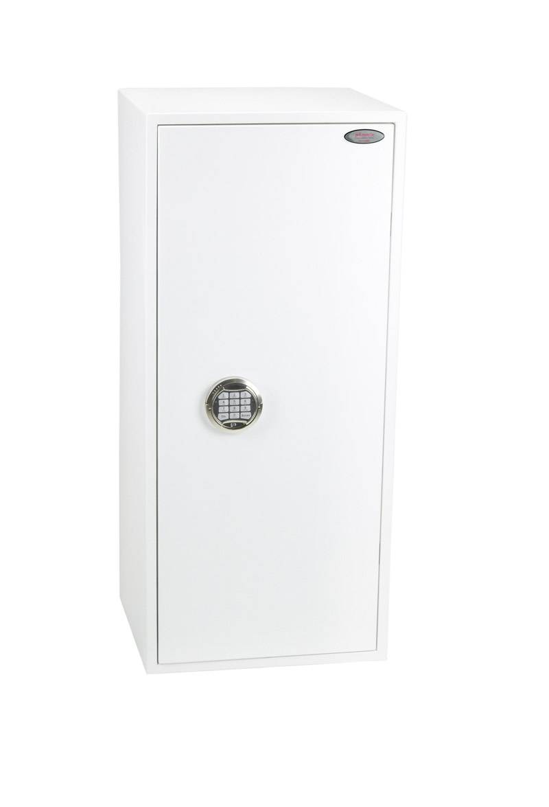 Ein weißer Tresor mit digitalem Zahlenschloss an der Vorderseite, schlichtes Design, rechteckig, stehend, ohne sichtbare Markenkennzeichnung.