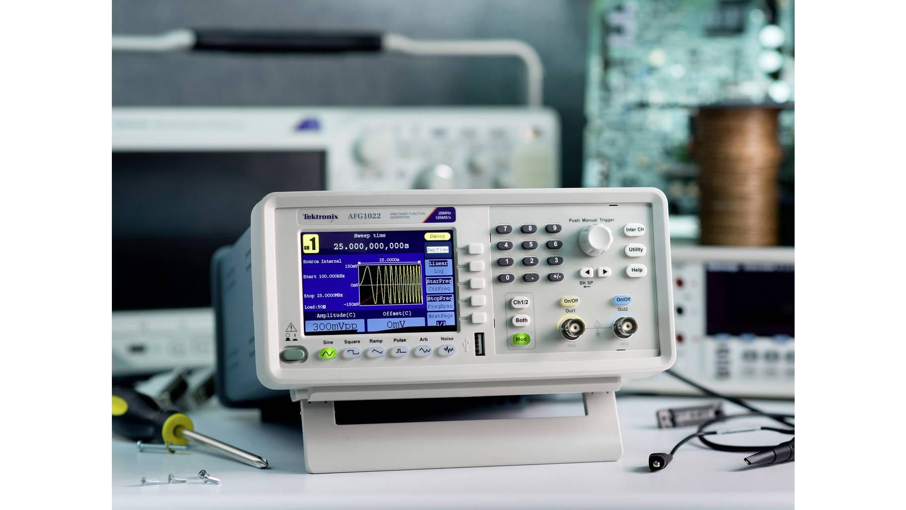 Tektronix AFG1062 Funktionsgenerator netzbetrieben 0.000001Hz - 60MHz 2 ...