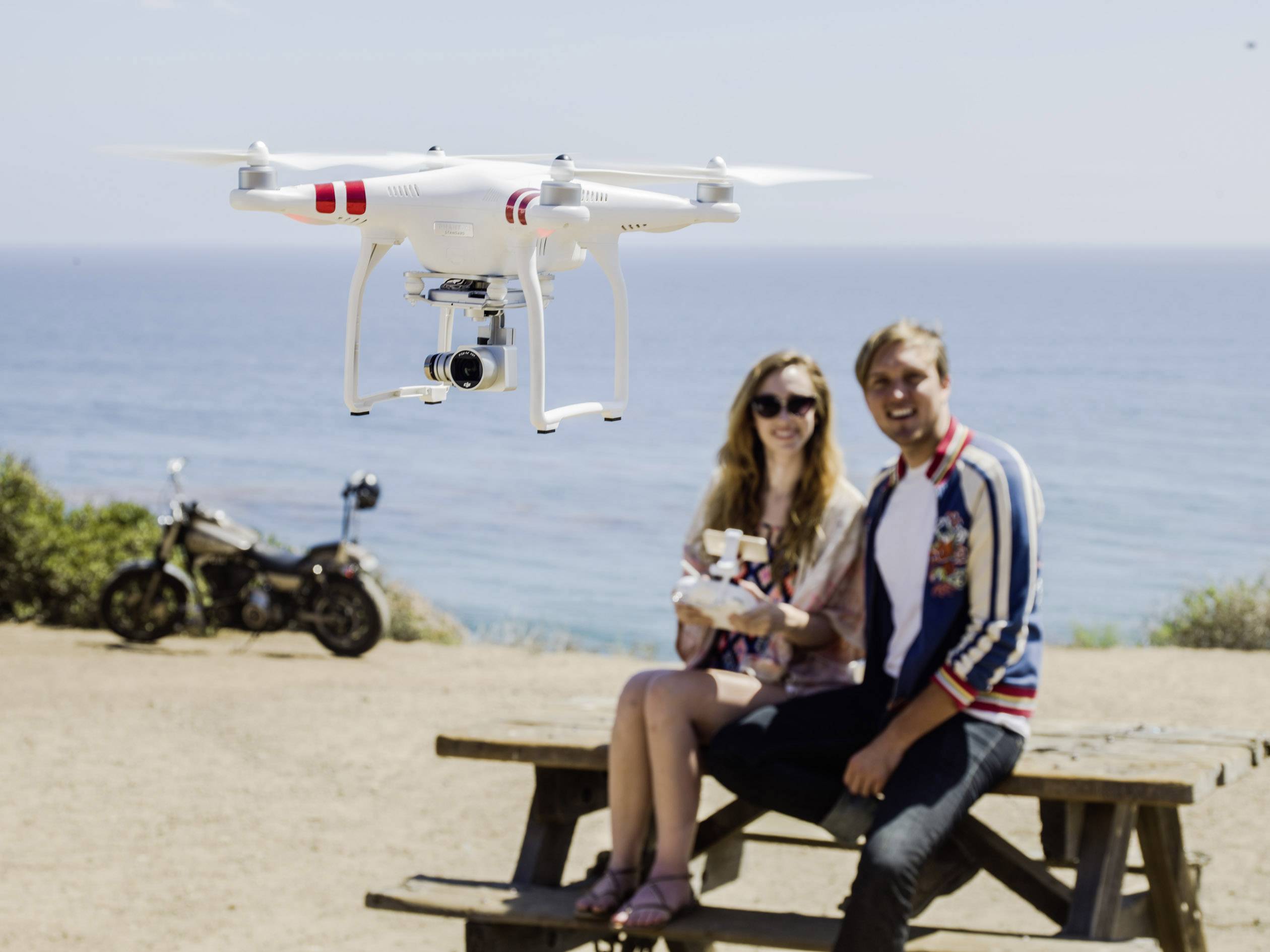 DJI Phantom 3 Standard Quadrocopter RtF First Person View, GPS-Funktion, Kameraflug, Profi