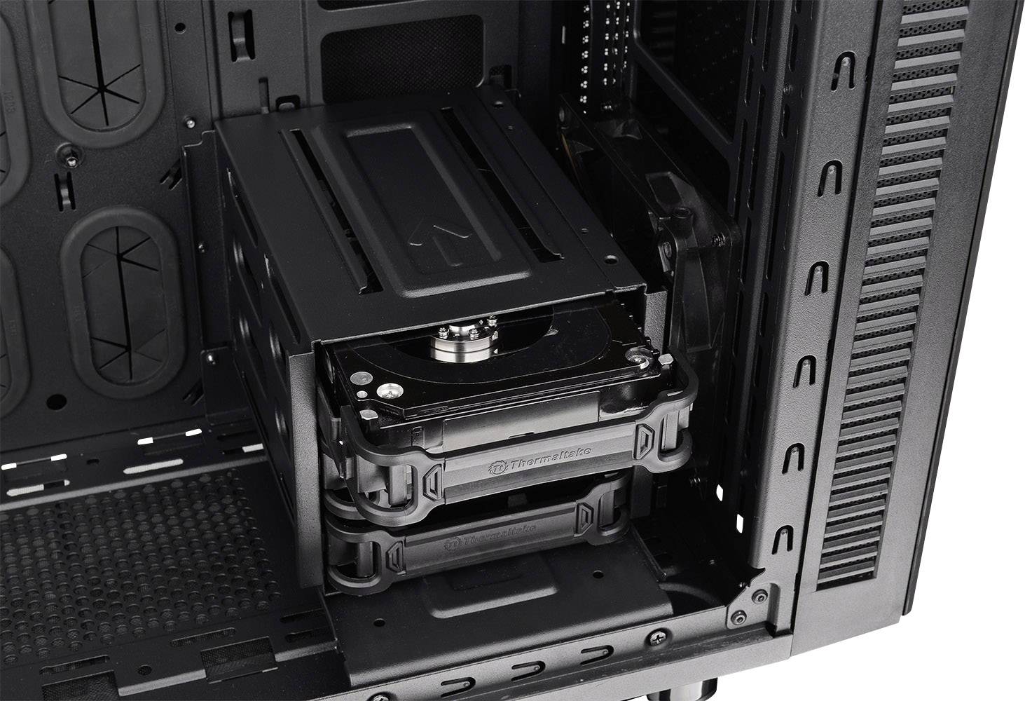 Thermaltake Suppressor F31 Midi-Tower PC-Gehäuse Schwarz