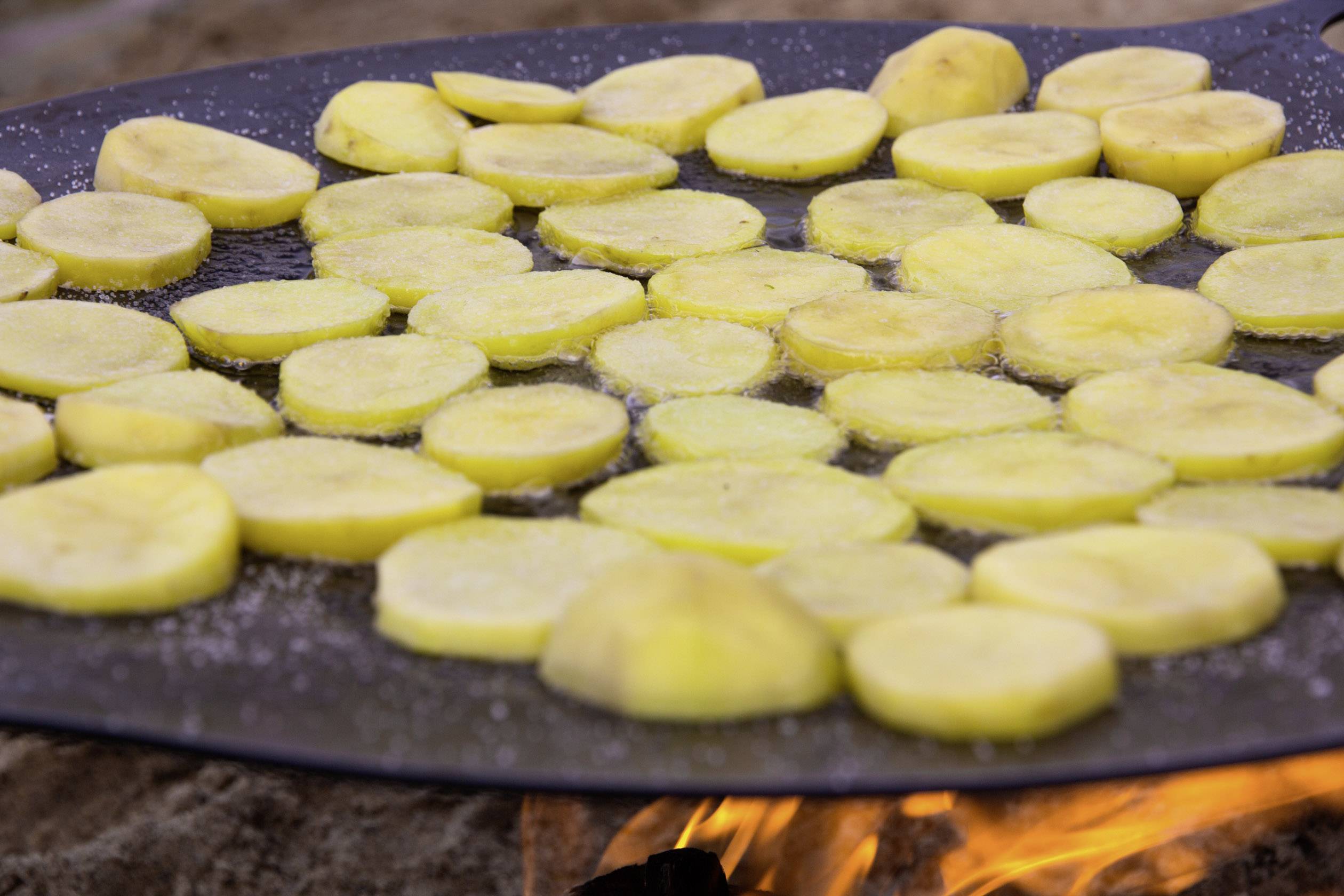 Petromax Grill- und Feuerschale fs56 Feuerstelle Feuerschale Grill-Fläche (Durchmesser)=560 mm Stahl