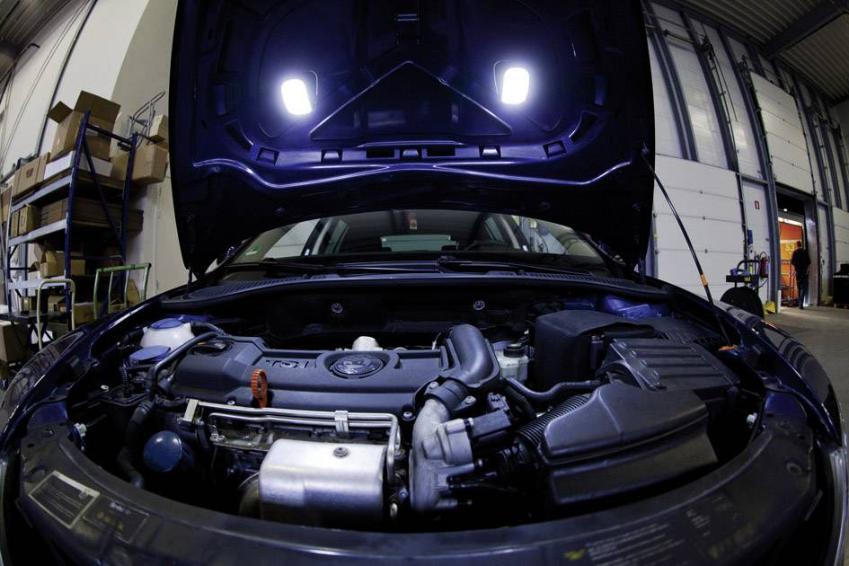 Kunzer PL-1001 LED Flachleuchte akkubetrieben