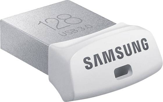 Ein silberner USB 3.0 Stick mit 128 GB Speicher von Samsung.