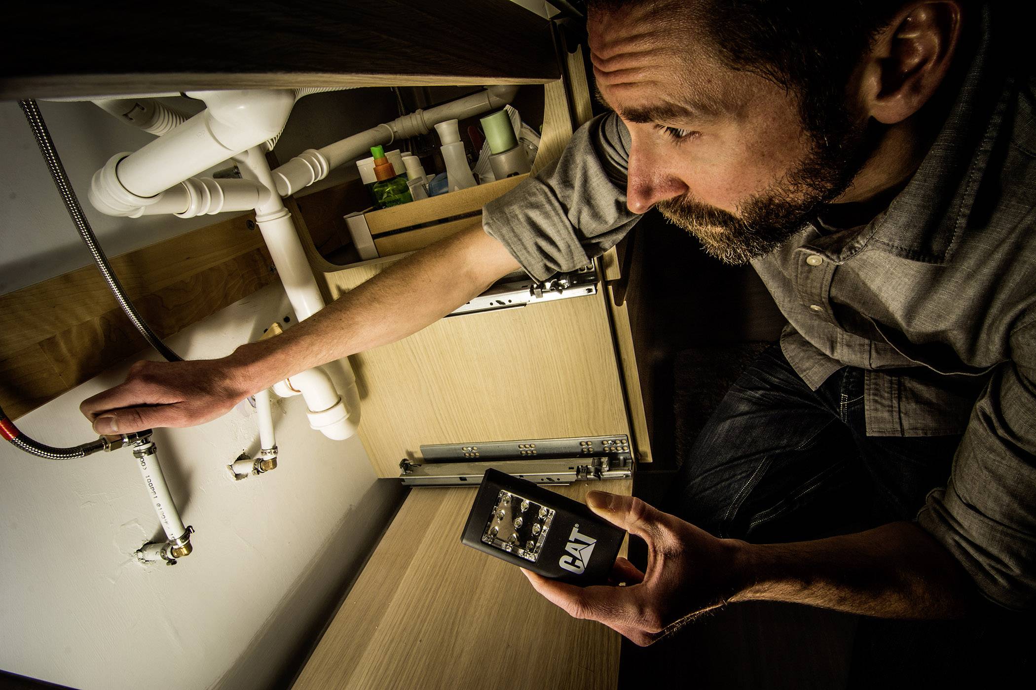 CAT Pocket Panel Light LED Arbeitsleuchte mit Gürtelclip batteriebetrieben 10 h 121 g