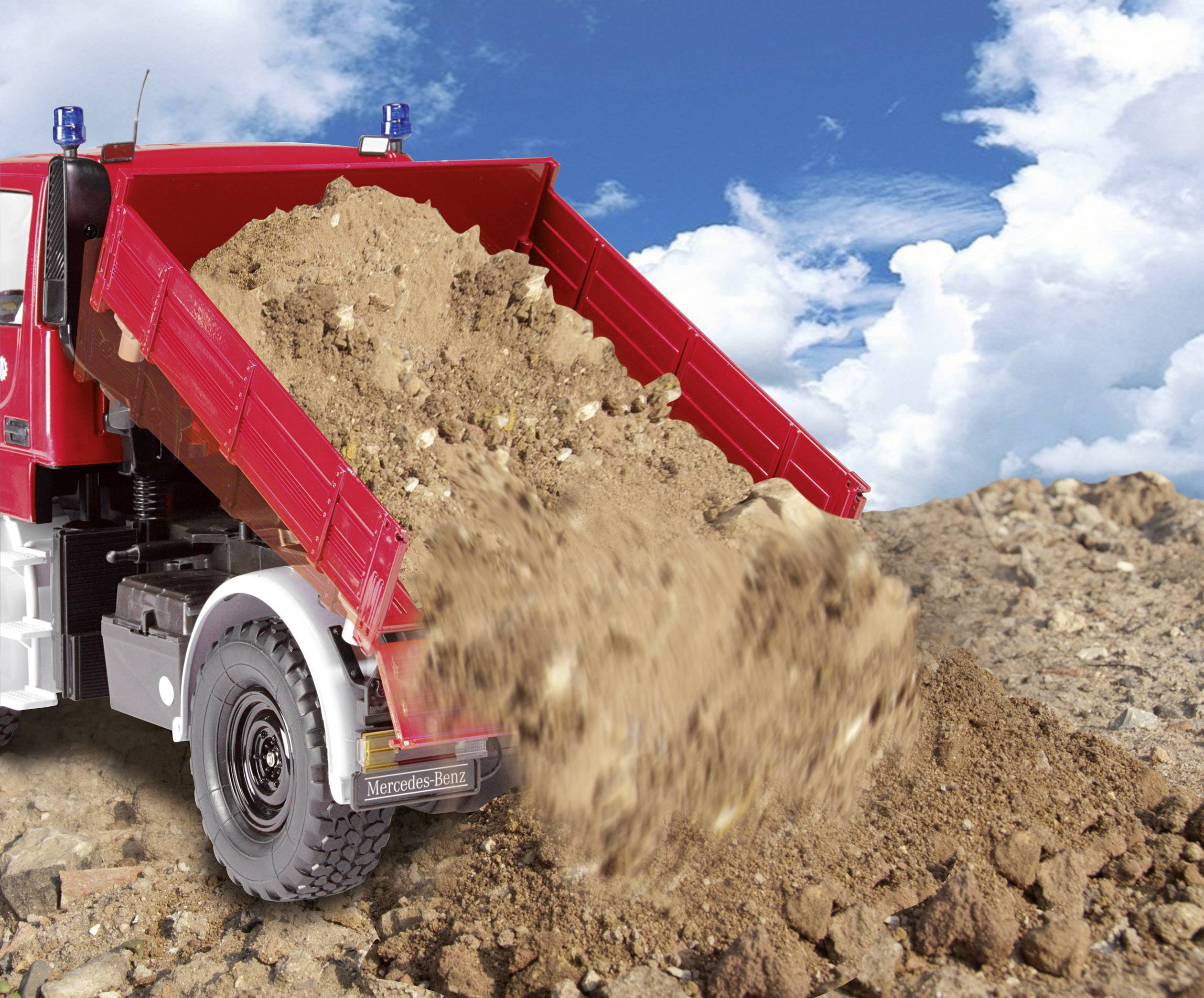 Carson Modellsport Unimog Mercedes Benz U300 Feuerwehr 1:12 RC Einsteiger Funktionsmodell Baufahrzeug inkl. Akku, Ladegerät und