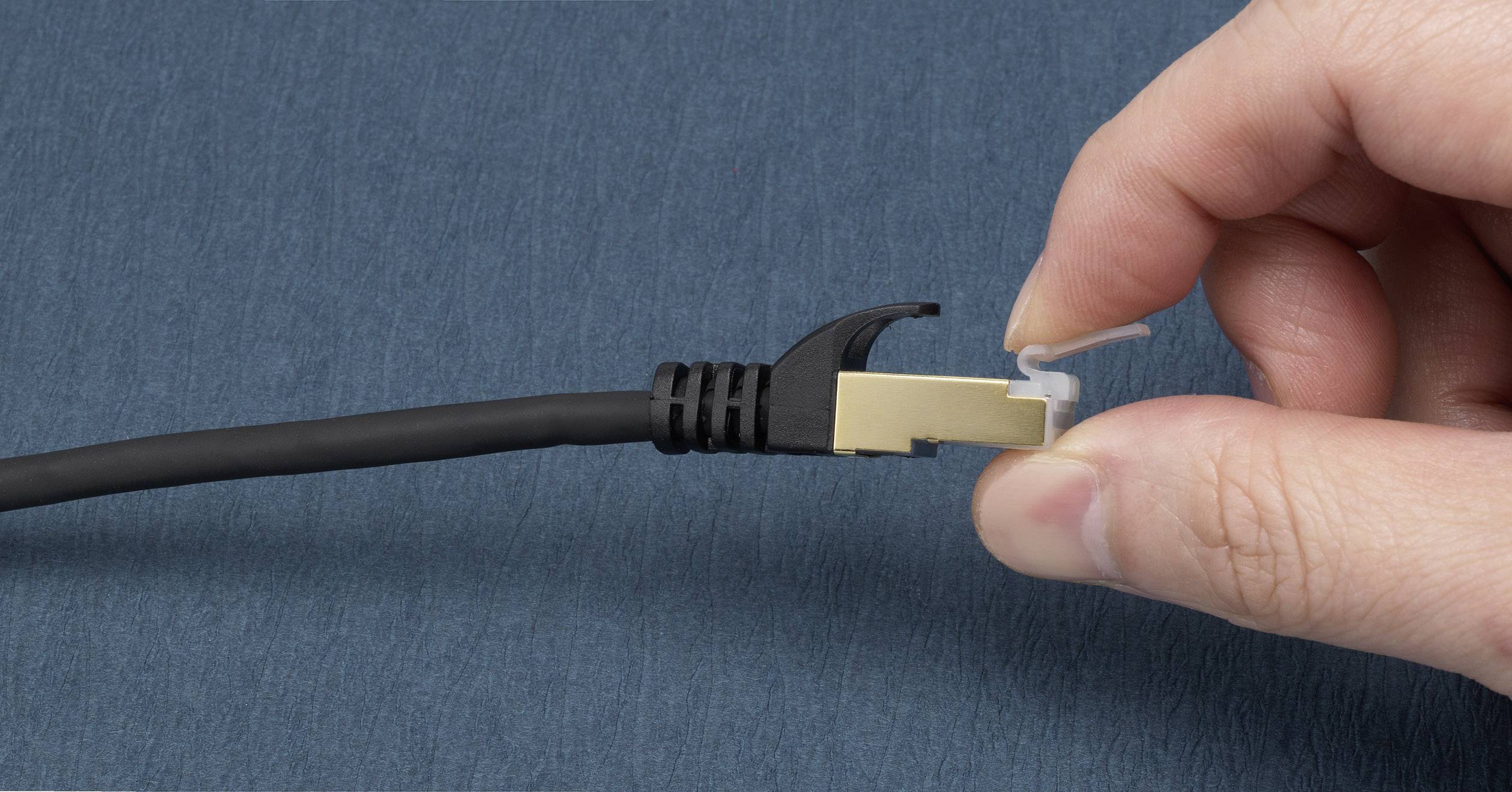 Renkforce RF-4241886 RJ45 Netzwerkkabel, Patchkabel F/FTP 1.00m Schwarz vergoldete Steckkontakte, mit Rastnasenschutz 1St.