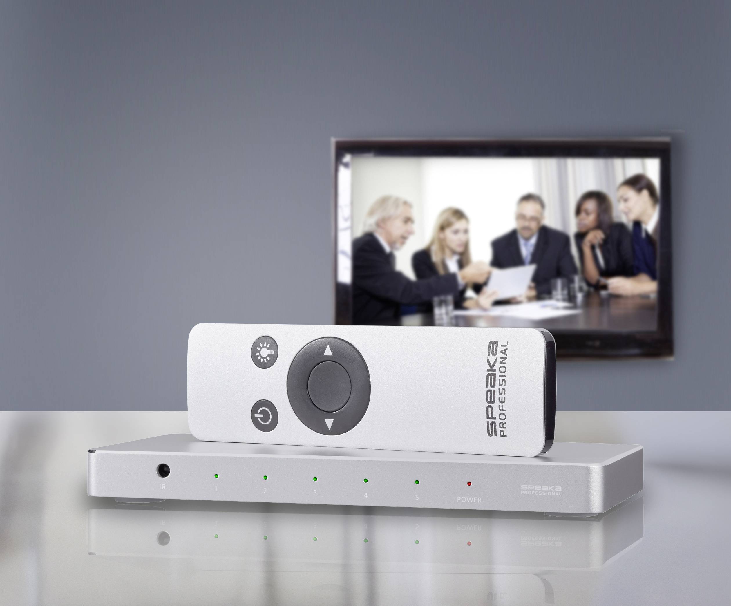 SpeaKa Professional 5 Port HDMI-Switch mit Aluminiumgehäuse, mit Fernbedienung, Ultra HD-fähig 3840 x 2160 Pixel