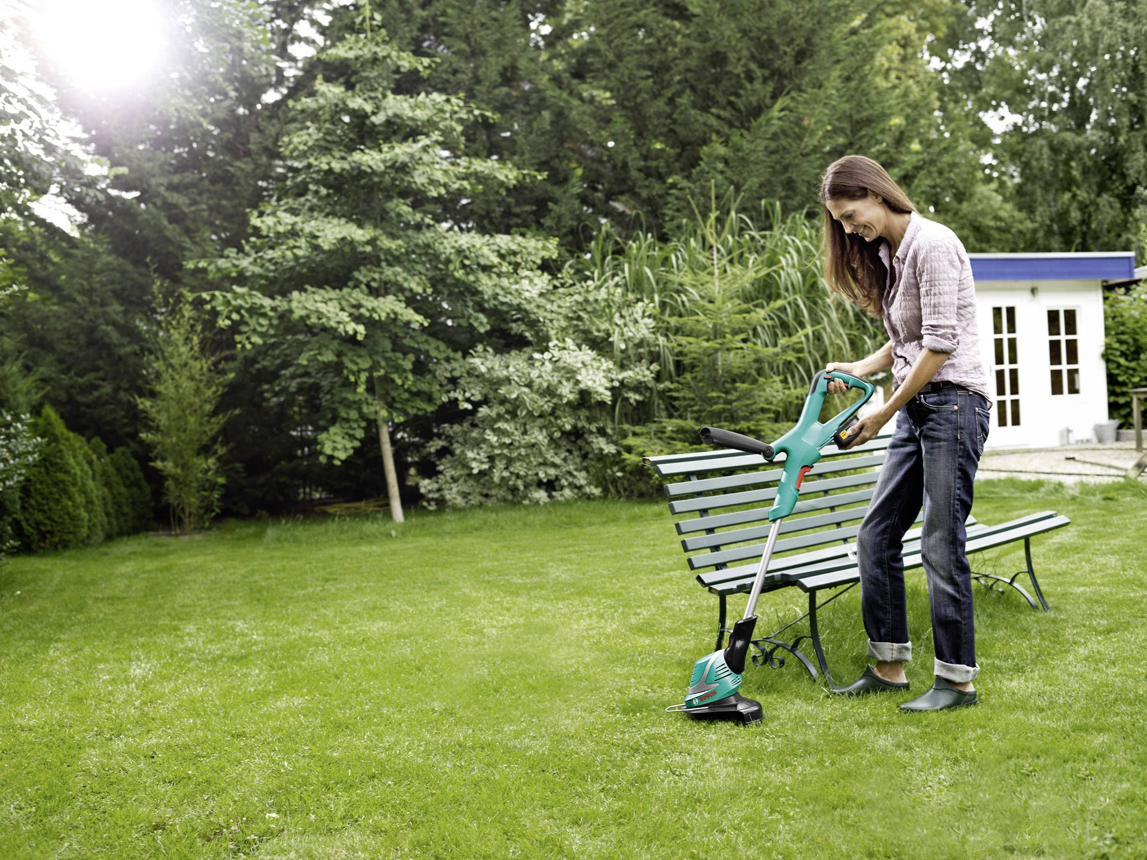 Bosch Home and Garden ART 26-18 LI Akku Rasentrimmer inkl. Akku 18V Schnittbreite (max.): 260mm