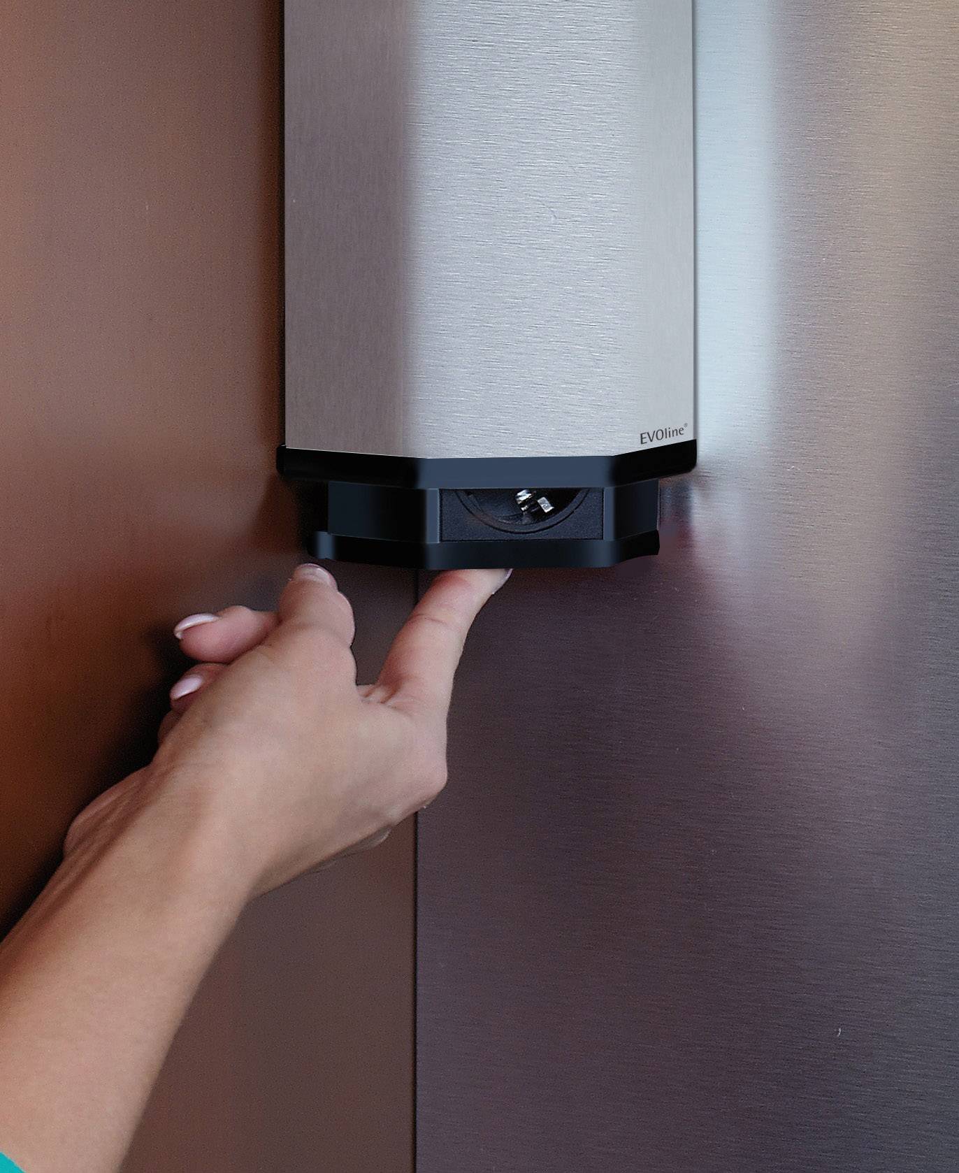 EVOline 159345000300 Steckdosenturm 2fach Schwarz, Edelstahl Flachstecker 1St.