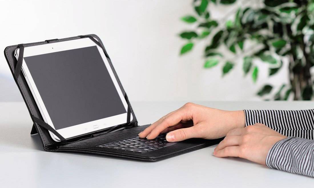 Hama 50469 / 00182501 Tablet-Tastatur mit Hülle Passend für Marke (Tablet): Universal Android™