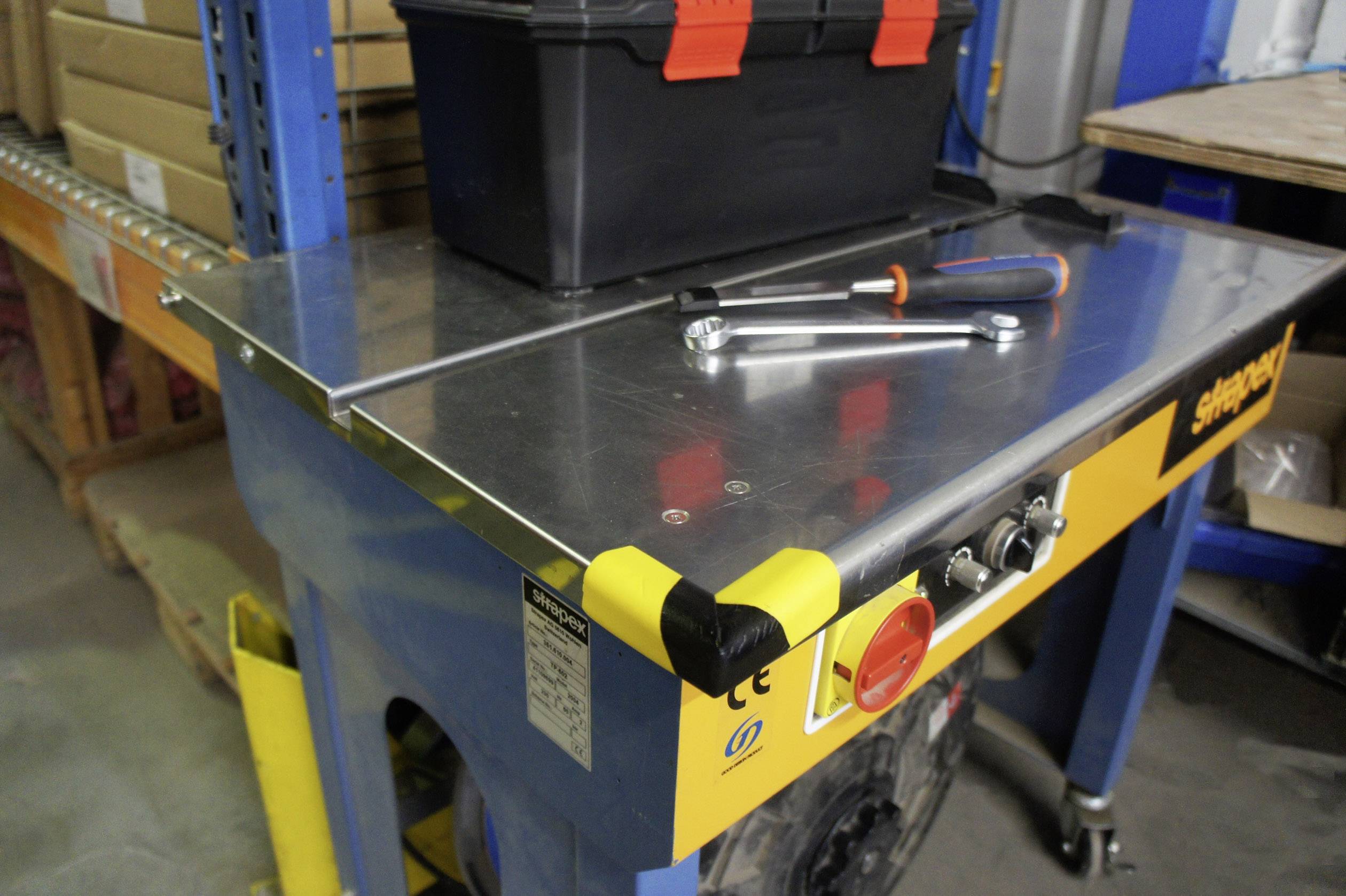 VISO PU30NJ Schutzschaum Schwarz, Gelb (L x B) 30 mm x 30 mm