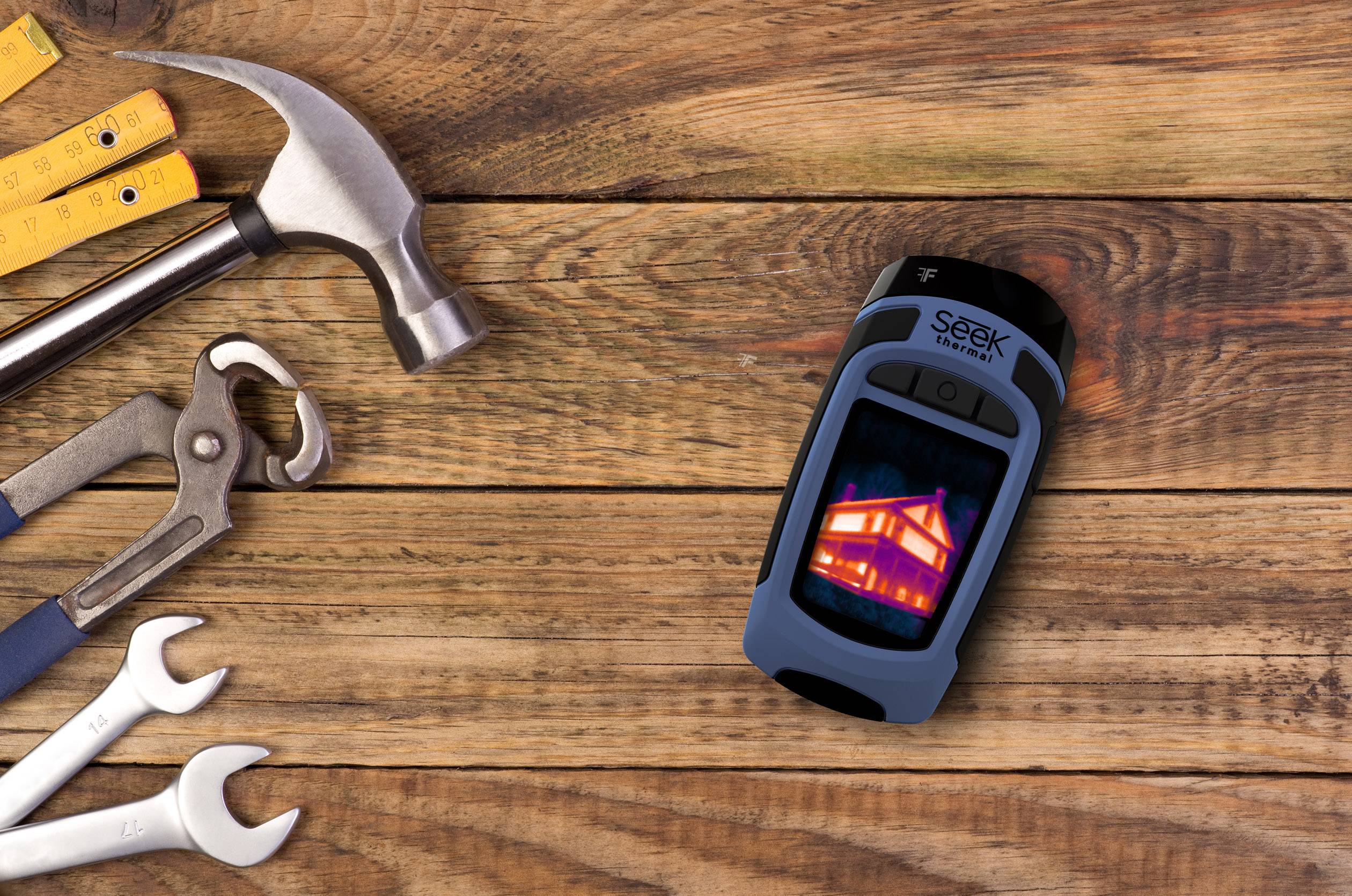 Seek Thermal Reveal FF (Fast Frame) RW-EAAX Wärmebildkamera -40 bis +330°C 206 x 156 Pixel 19Hz Integrierte LED-Lampe