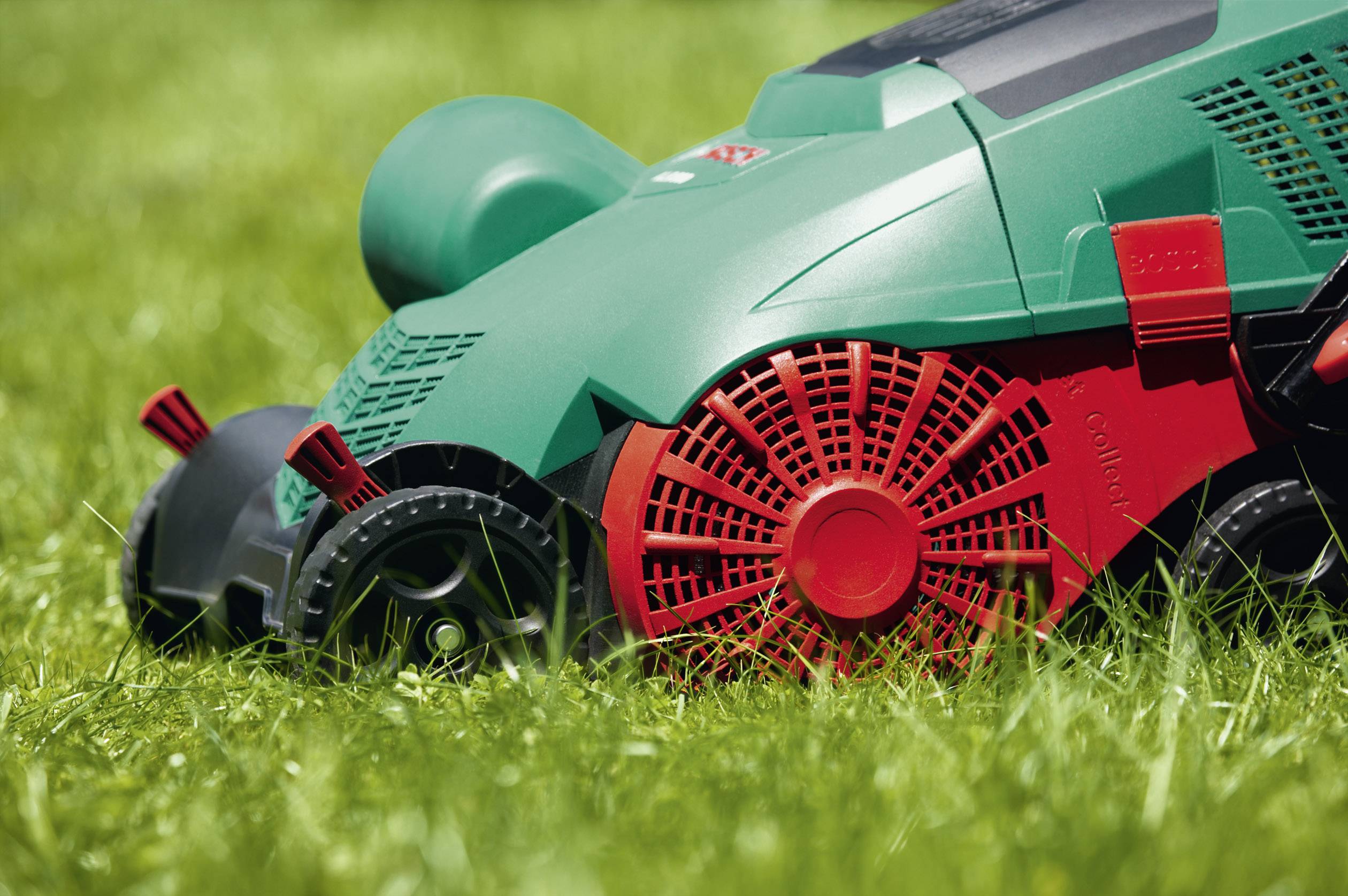 Bosch Home and Garden ALR 900 Elektro Rasenlüfter Arbeitsbreite 32cm