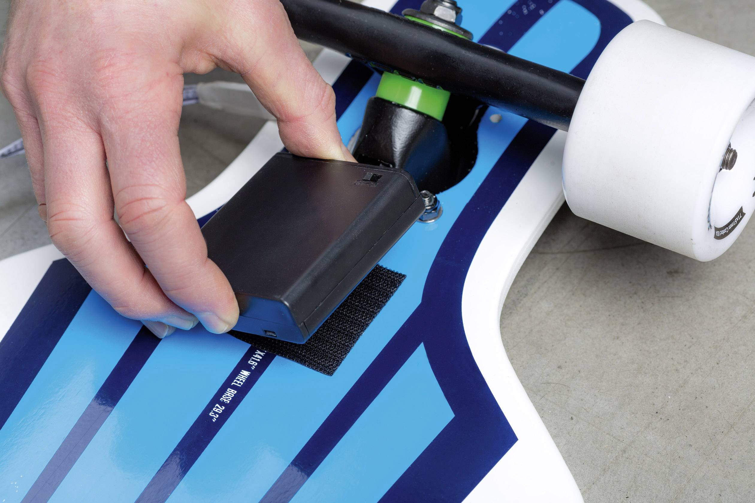 Paulmann 70700 LED-Streifen-Komplettset mit Batterie-Box 6V 800mm RGB 1St.