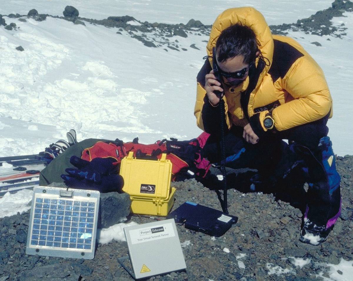 PELI Outdoor Koffer 1150 3l (B x H x T) 240 x 109 x 198mm Schwarz 1150-000-110E