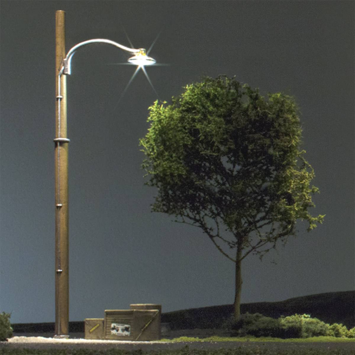 Woodland Scenics N Holzmastleuchte einfach Fertigmodell WJP5638 3St.