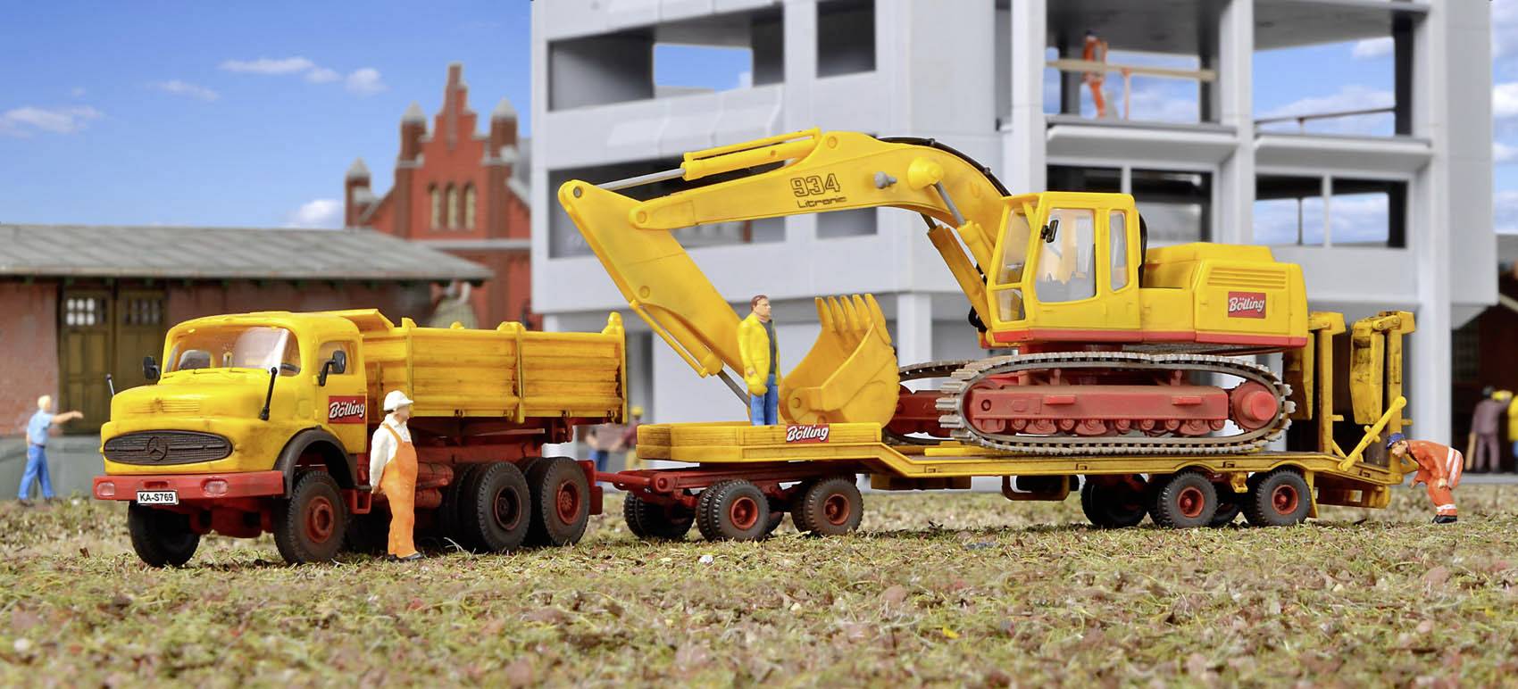 Kibri 14125 H0 Baufahrzeug Modell Mercedes Benz Kurzhauber mit Tiefladeanhänger