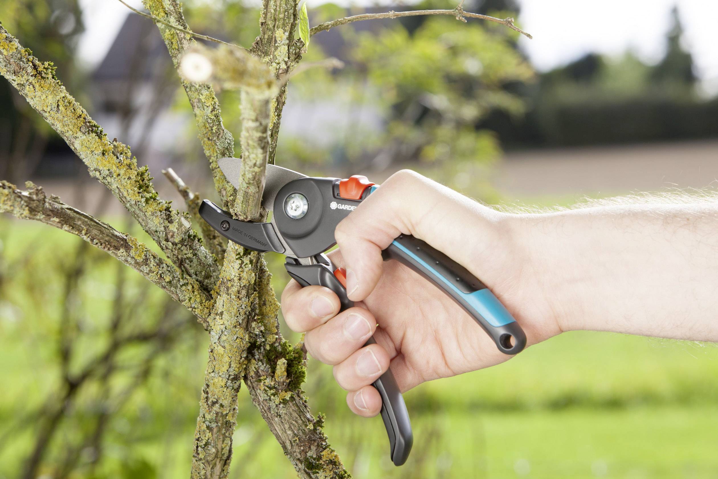 GARDENA 08903-20 A/M Gartenschere Amboss