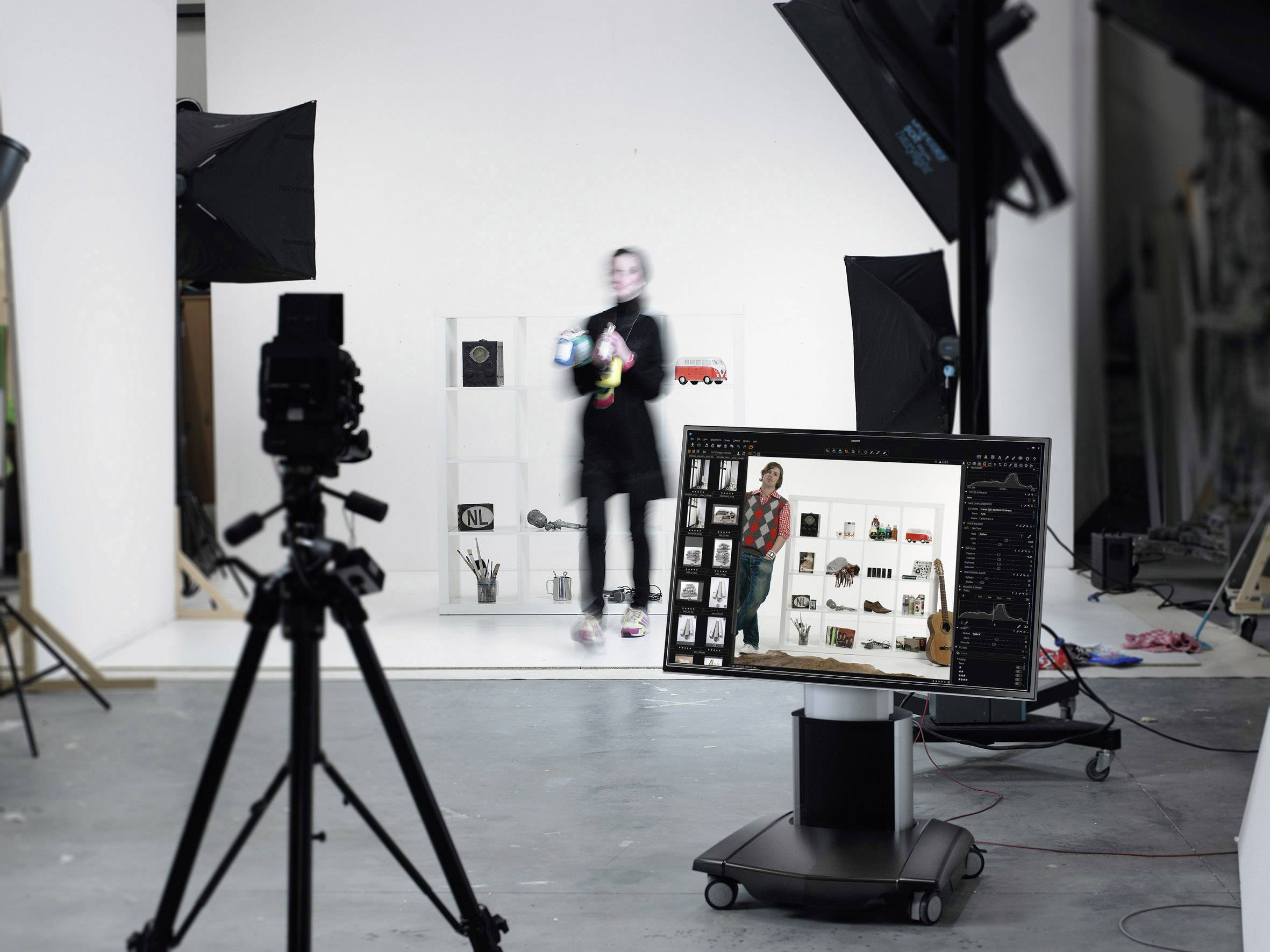 Vogel's PFT 2515 TV-Rollwagen 81,3 cm (32") - 165,1 cm (65")