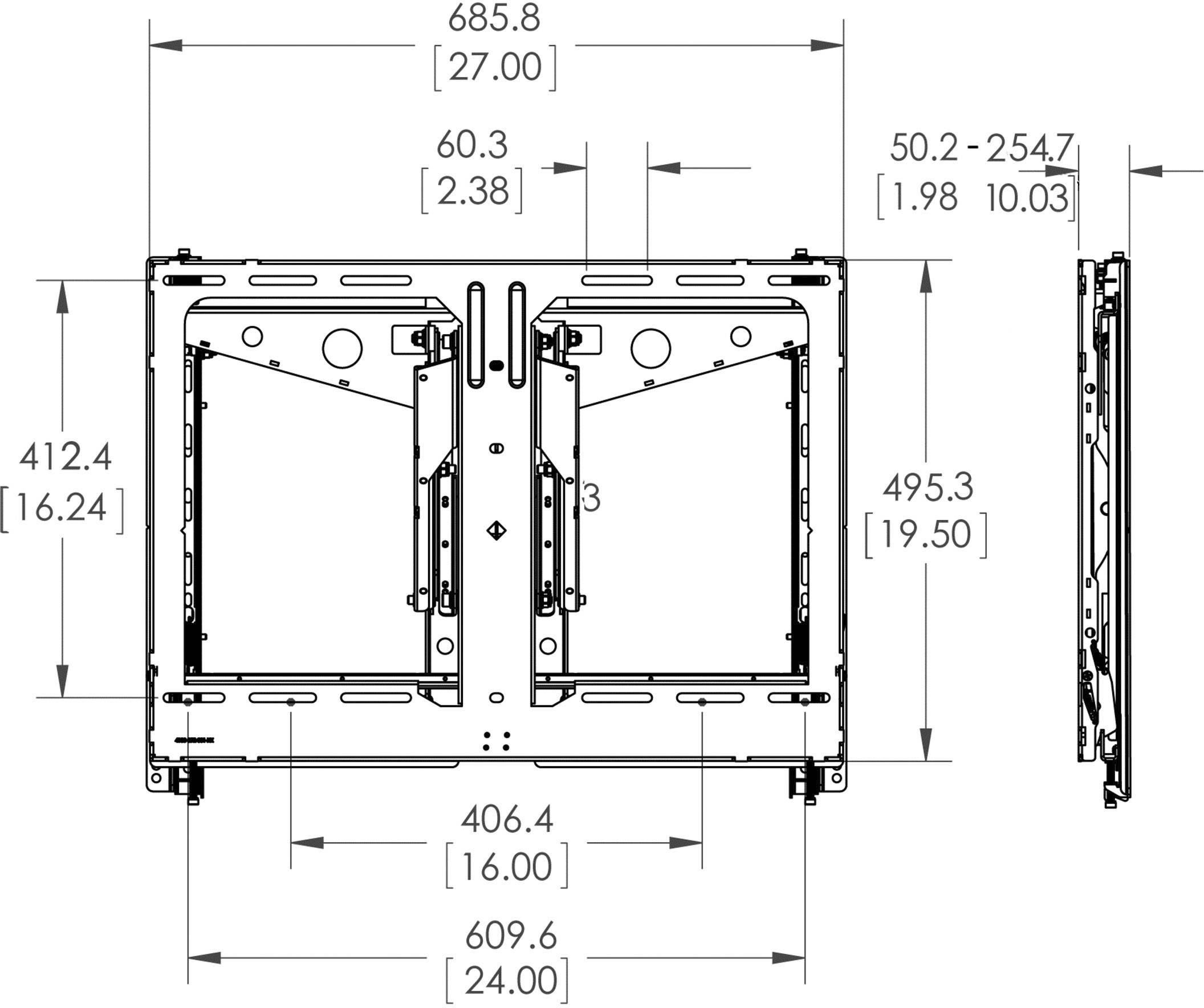 Metallhalterung mit Abmessungen: Breite 685,8 mm, Höhe 495,3 mm und Tiefe 60,3 mm. Sechs Montageschraubenlöcher sichtbar.