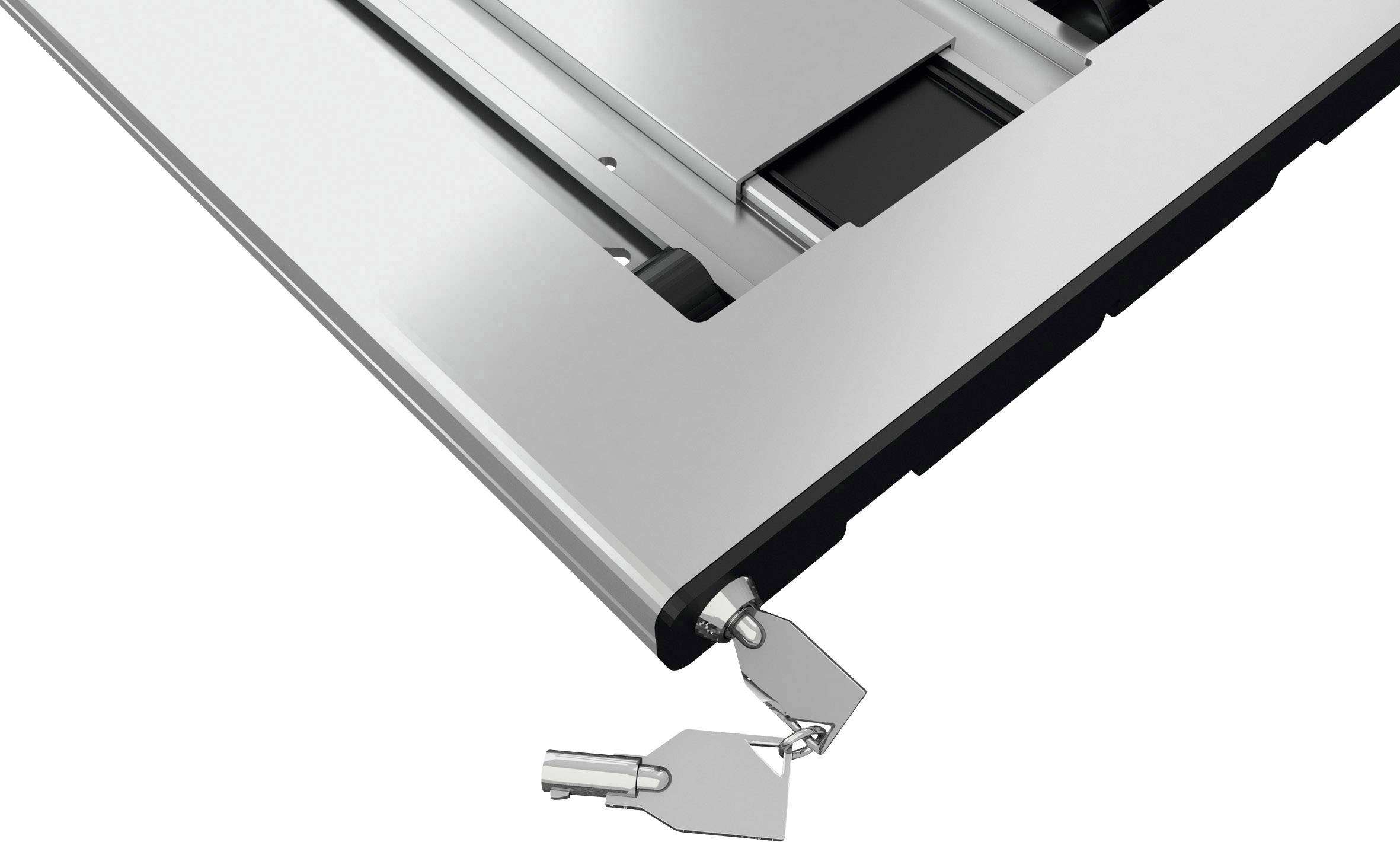 Ein silbernes Metallpanel mit zwei kleinen angehängten Schlüsseln am Ende. Das Panel scheint ein Teil eines größeren mechanischen Systems zu sein.