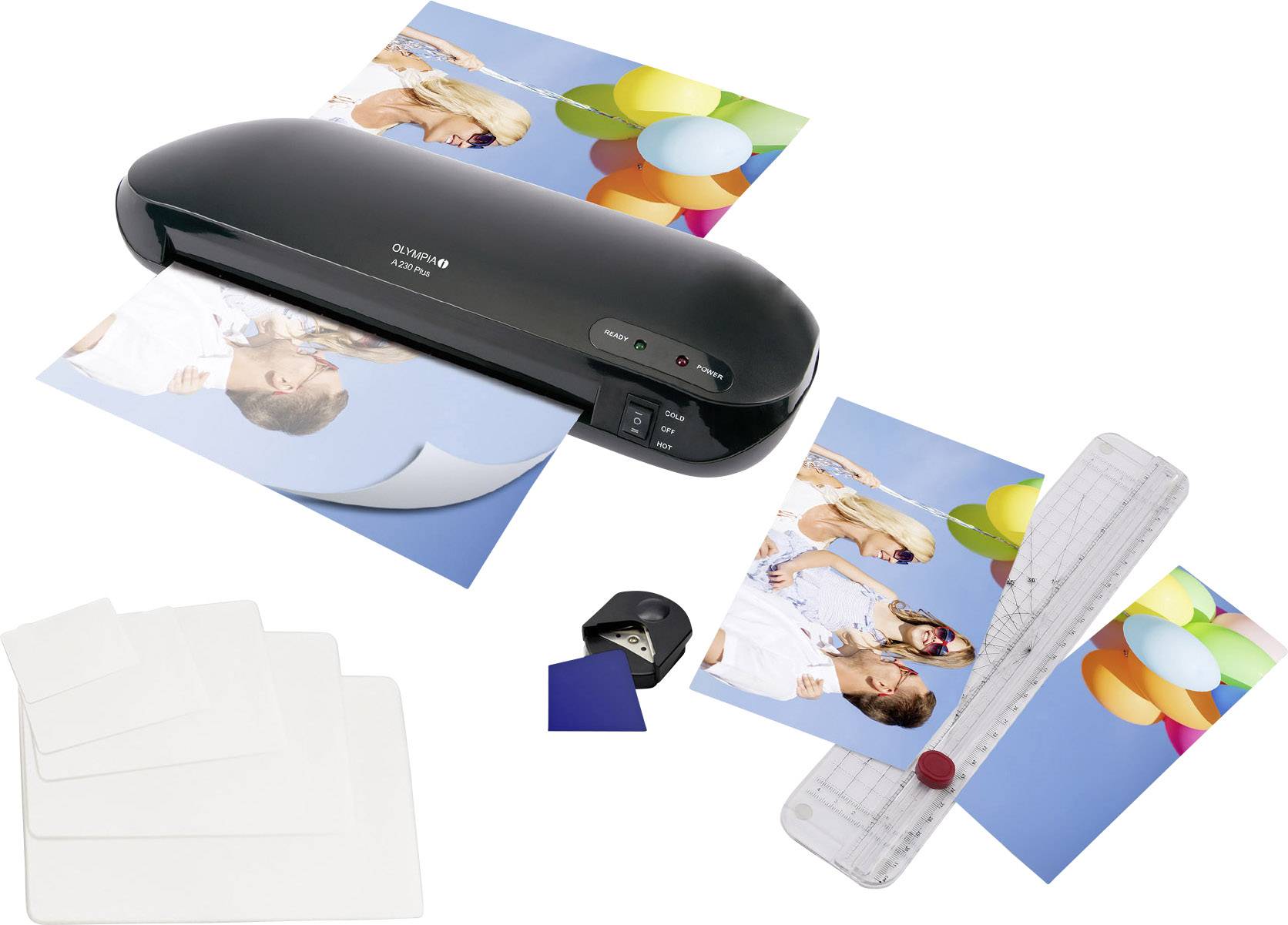 Ein Laminiergerät laminiert Fotos mit Kindern und Luftballons. Daneben liegen laminierte Bilder, eine Schablone und Laminierfolien.