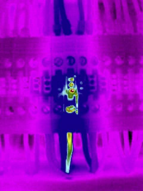 Seek Thermal CompactPRO FF Lightning Handy Wärmebildkamera -40 bis +330 °C 320 x 240 Pixel 15 Hz Lightning-Anschluss für iOS-Geräte