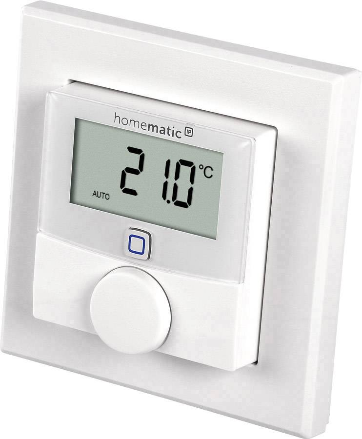 Ein digitales Wandthermostat zeigt eine Temperatur von 21,0 Grad Celsius an.