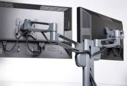 Kensington SmartFit® 2fach Monitor-Tischhalterung 25,7 cm (10,1") - 61,0 cm (24")