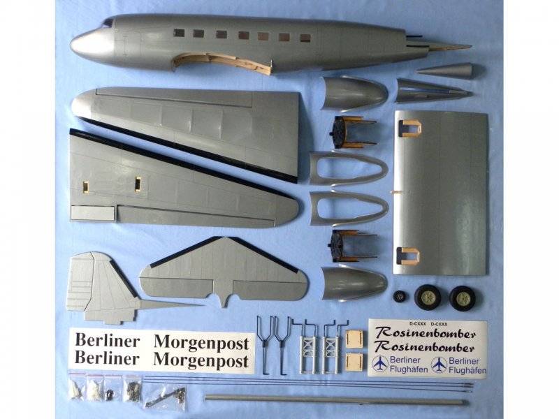 VQ Douglas DC-3 Weiß, Blau RC Motorflugmodell ARF 1800mm