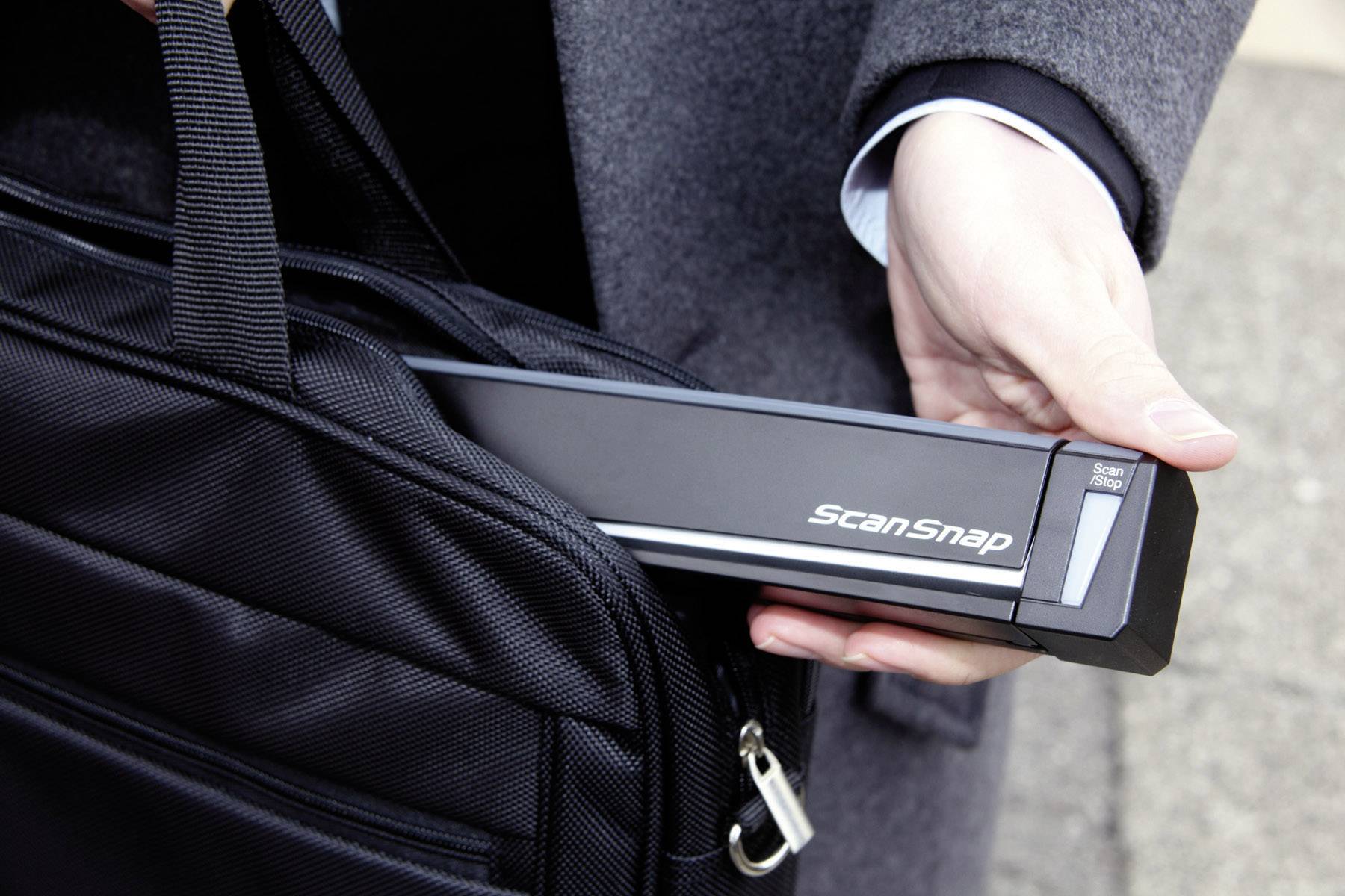 Fujitsu ScanSnap S1100i Dokumentenscanner A4 600 x 600 dpi USB