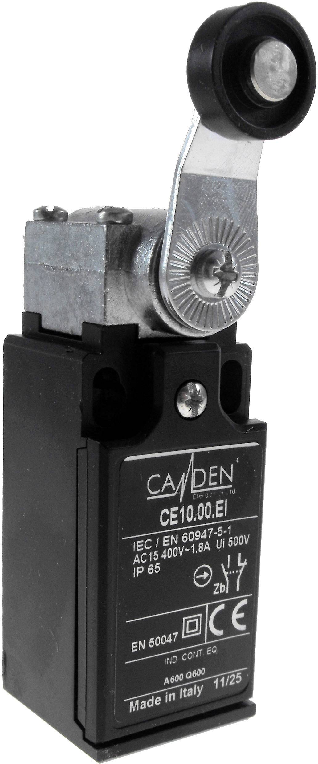 Ein Endschalter, Modell CE10.00.EI von 'CAMDEN', für elektrische Anwendungen, schaltet bei maximal 500V, IP65-Schutzart, in Italien hergestellt.