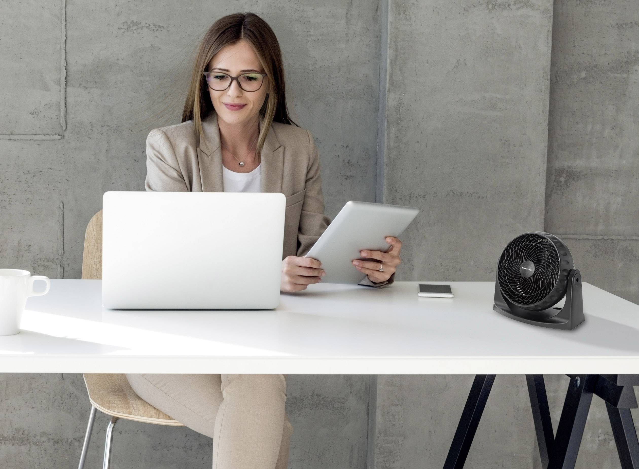 Basetech AF-20A Tischventilator 30W (Ø x H) 18cm x 26cm Schwarz