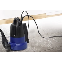 Renkforce 1519493 Flachsaugende Tauchpumpe 7000 l/h 7m Renkforce 1519493 Flachsaugende Tauchpumpe 7000 l/h 7m