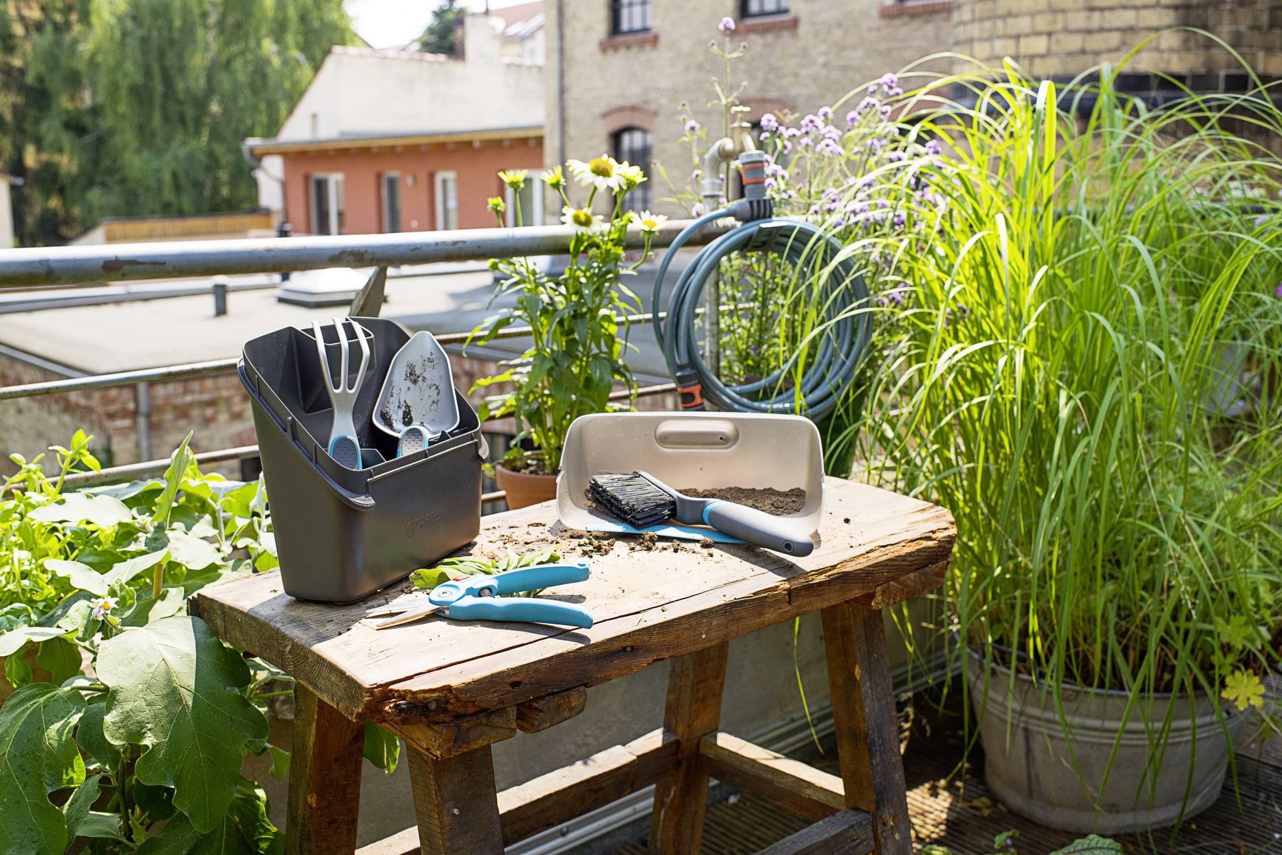 GARDENA 08970-20 Balkon-Box mit Zubehör