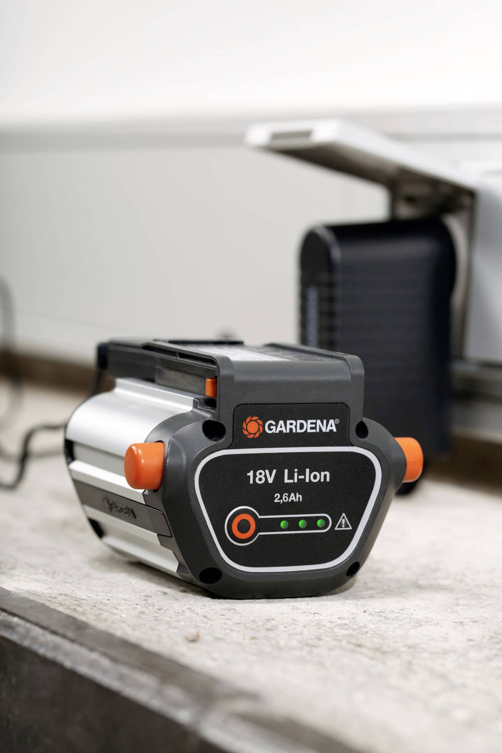 GARDENA 09839-20 Akku BLi-18 Werkzeug-Akku 18 V 2.6 Ah Li-Ion