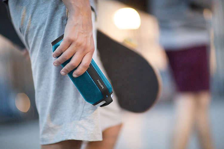 Philips BT6600A/12 Bluetooth® Lautsprecher NFC, spritzwassergeschützt Blau