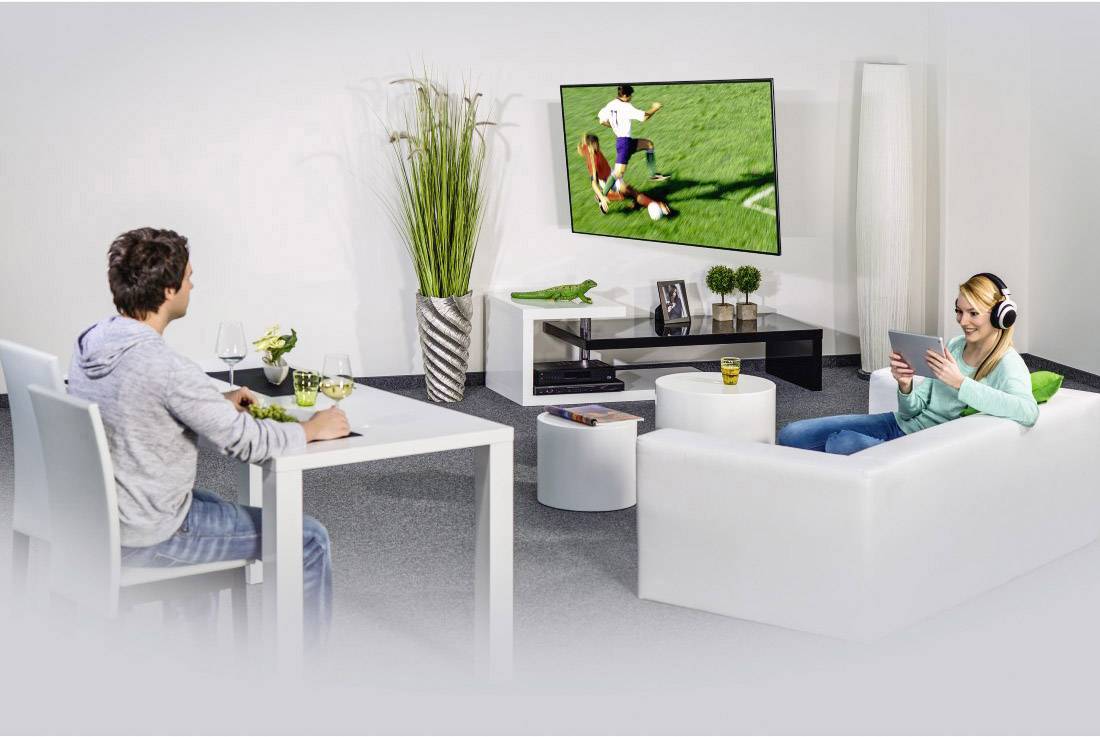 hama 00118100 TV-Wandhalterung FULLMOTION, 1 Stern, 200x200, 122cm (48"), 1 Arm, Schwarz
